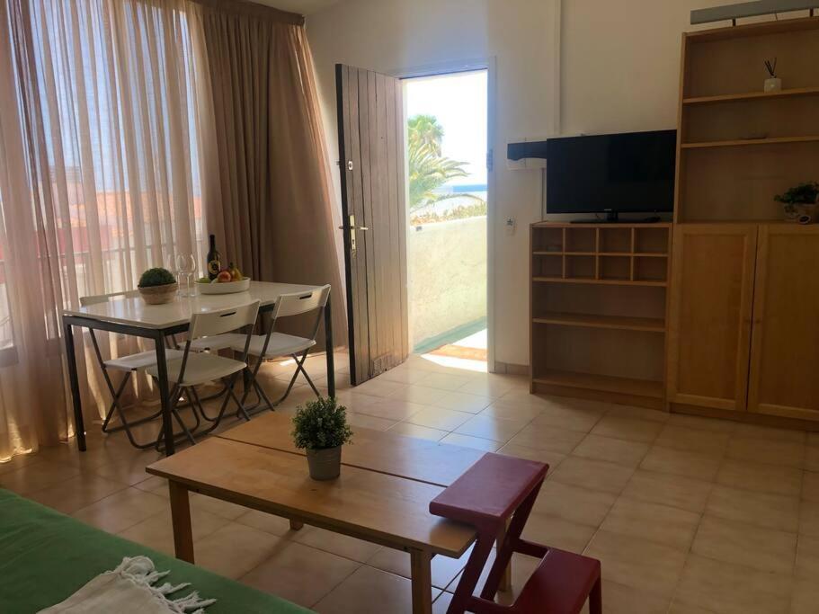 Playa Troya Apartment At The Beach プラヤ・デ・ラス・アメリカス エクステリア 写真